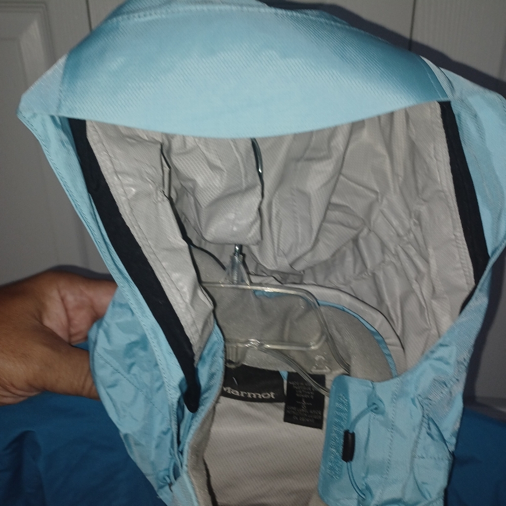 Marmot Ladies Dry Touch Precip Hooded Jacket Size Lg - Picture 6 of 9